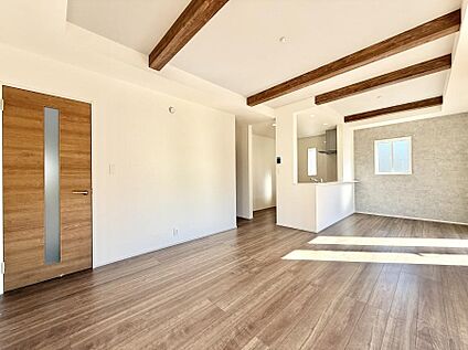 リビングダイニング