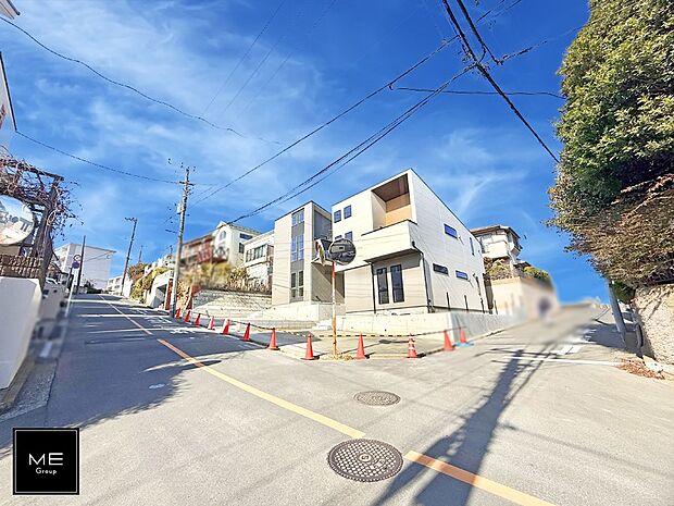 【前面道路含む現地写真】■この道を歩けば、毎日が少し特別になる