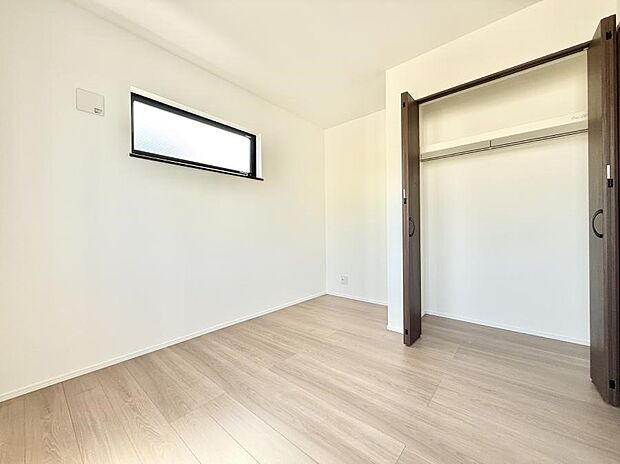 【子供部屋】全居室収納スペース付き！荷物が多くてもしっかり納まります！  