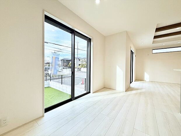 【ダイニング】■家族の笑顔があふれる、くつろぎの空間