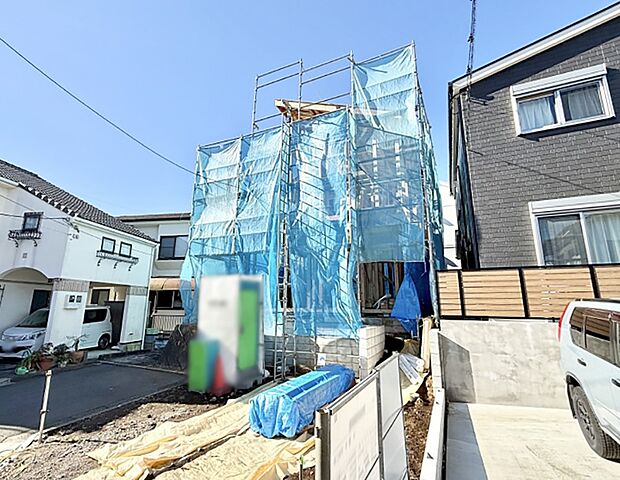 【現地外観写真】小・中学校至近でお子様の通学も安心です  