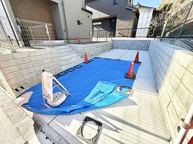 【駐車場】■自宅にある駐車スペースなので安心ですね