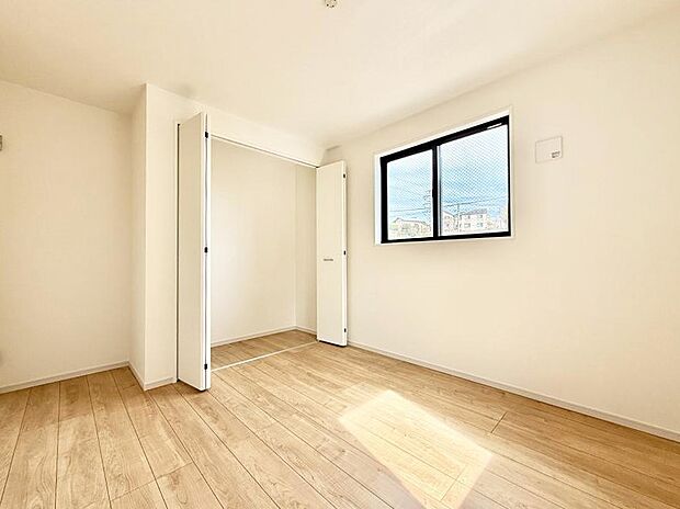 【子供部屋】ここは誰のお部屋にしましょうね  