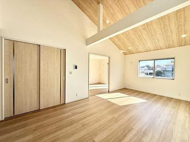 【ダイニング】■何気ない毎日を特別にする、癒しの空間