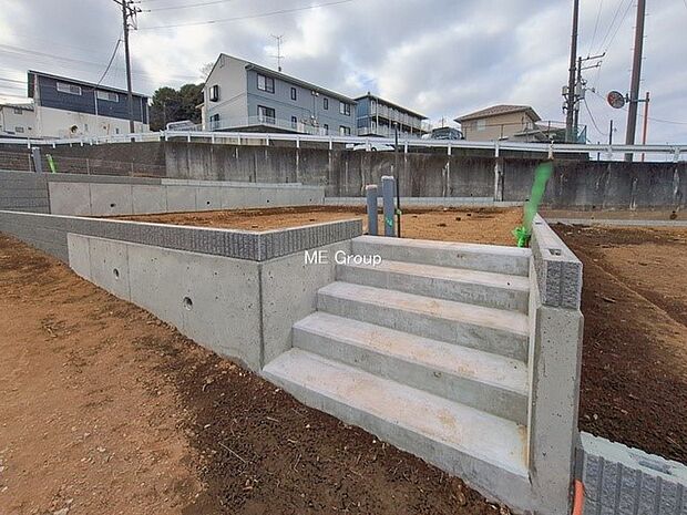 【現地外観写真】■暮らしを豊かにする充実した仕様設備で快適に