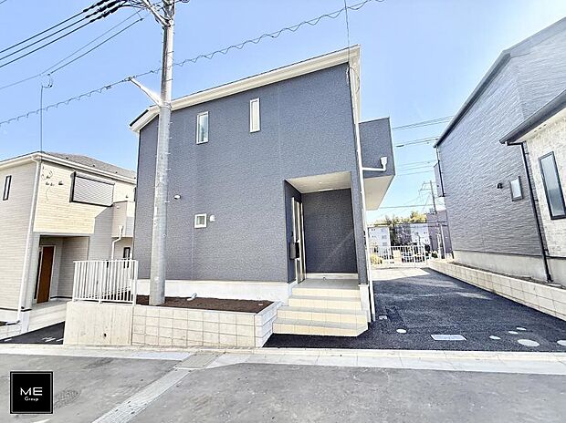 【現地外観写真】■家族みんなが笑顔で過ごせる、安心感のある住まい