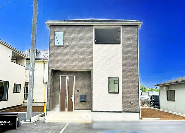 【現地外観写真】2号棟 堂々とした風格!お洒落な外観!