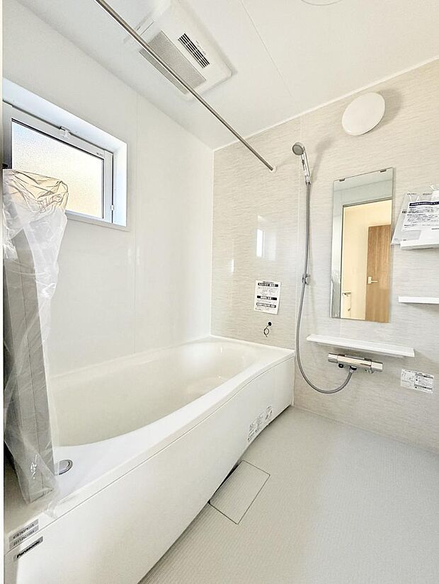 【浴室】■家族みんなが気持ちよく使える設計です