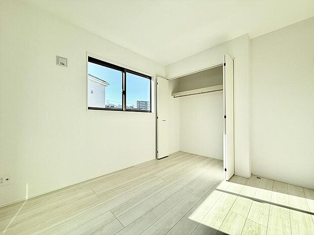 【子供部屋】■読書や趣味リモートワークなどさまざまな用途に対応できる柔軟さがあります