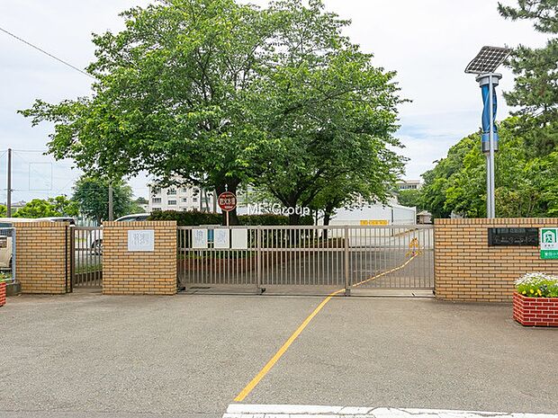 茅ヶ崎市立室田小学校（約650m・徒歩9分）