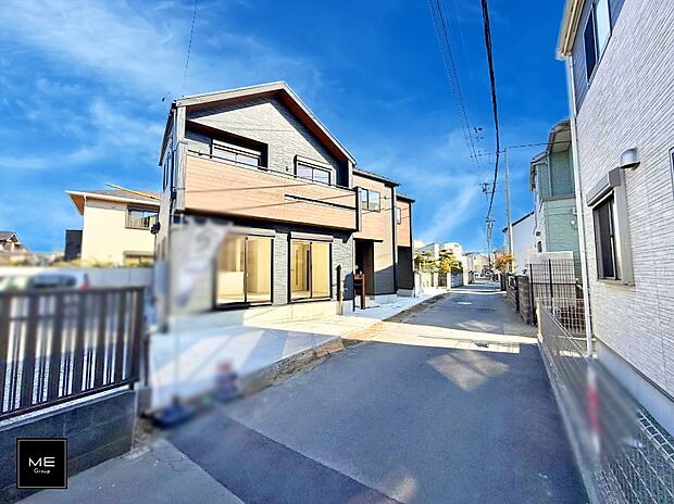 【前面道路含む現地写真】■この道を歩けば、毎日が少し特別になる