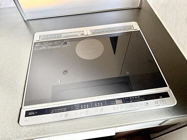 【IHクッキングヒーター】■お手入れが楽なＩＨクッキングヒーターです♪