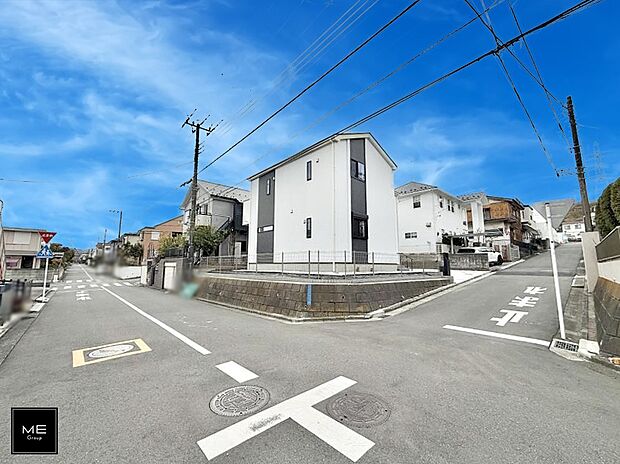 【前面道路含む現地写真】前面道路広々  