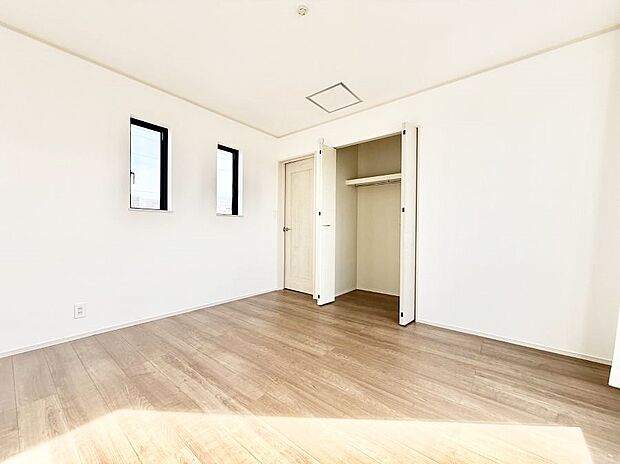 【寝室】自分だけのスペース　どんなお部屋にするかとっても楽しみですね  