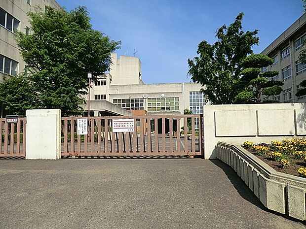 相模原市立内出中学校（約1,360m・徒歩17分）