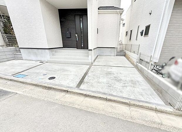 【駐車場】■快適な駐車スペースで安心