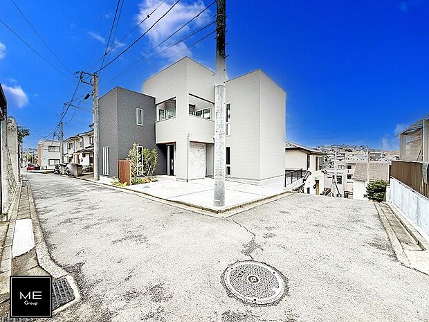 【前面道路含む現地写真】■家族とのお出かけが楽しくなる環境です