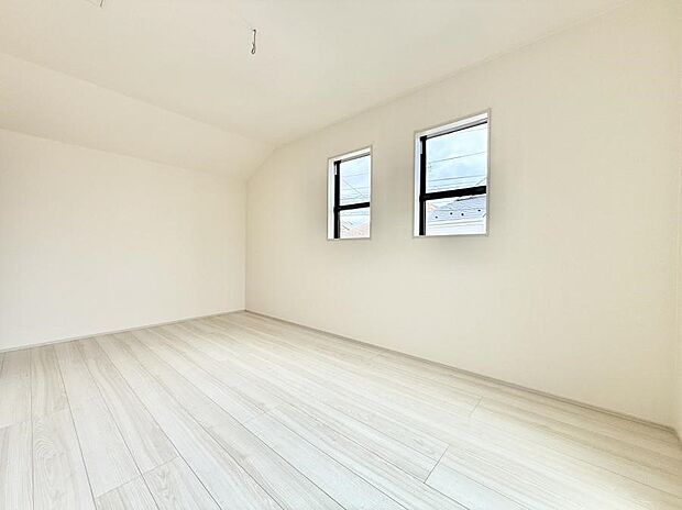 【寝室】■快適な環境で、日常の疲れを癒せる空間