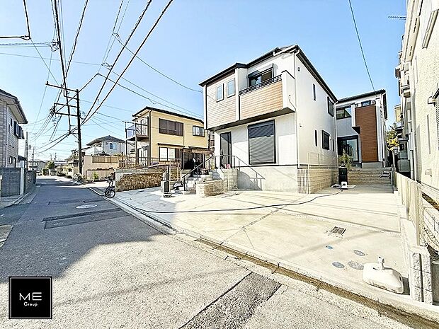 【前面道路含む現地写真】■新しい住まい、街の新しい風景