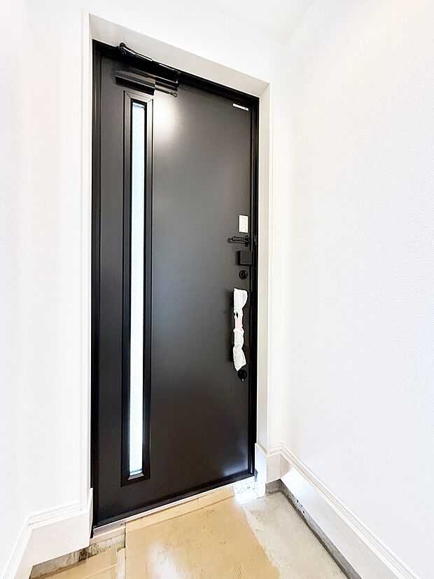 【玄関】■ ここから始まる一日、すっきり整った玄関