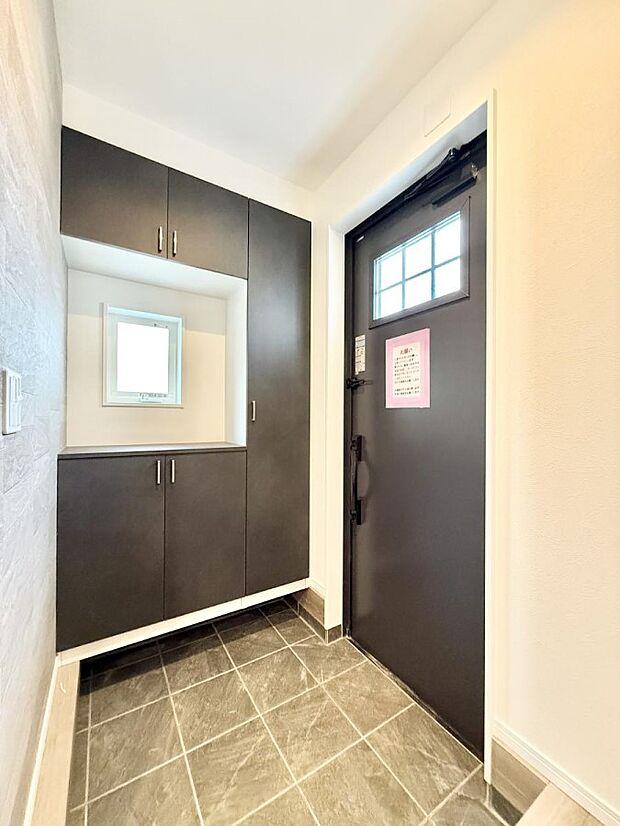 【玄関】■玄関はお家の顔！おしゃれな玄関でお客様をお迎え！