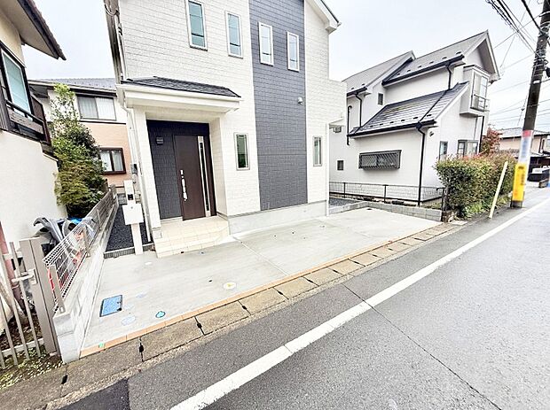 【駐車場】■毎日の駐車が快適に