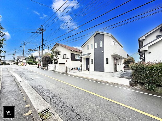 【前面道路含む現地写真】■この道を歩けば、毎日が少し特別になる