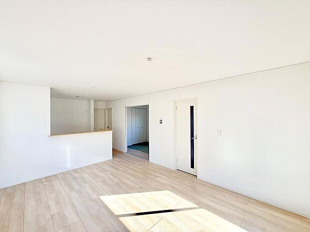 【リビング】■心落ち着く場所、ゆったり過ごせるリビング