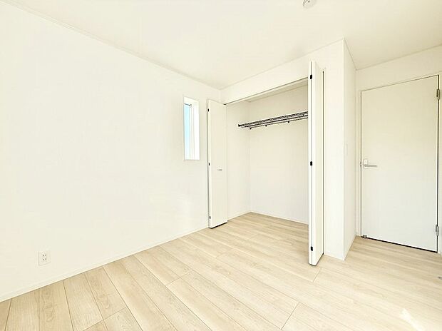 【子供部屋】■仕事や勉強のスペースに使うことで、集中しやすく静かな環境が整います