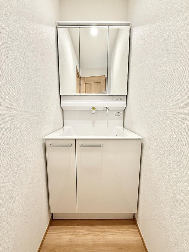 【洗面台・洗面所】■清潔感があり、気持ちよく使えます