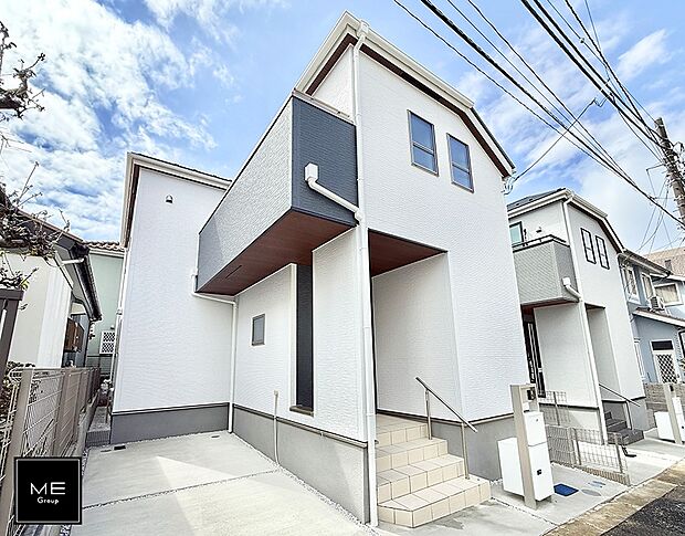 【現地外観写真】■家族みんなが笑顔で過ごせる、安心感のある住まい