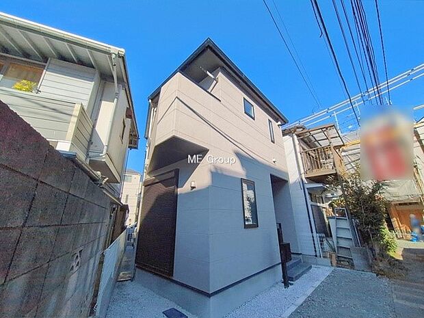 【現地外観写真】■家族の思い出が育つ住まいです