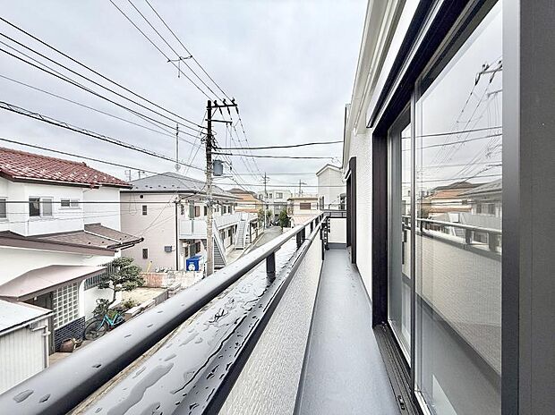 【バルコニー】■お洗濯物がよく乾く陽当たり良好のバルコニーです！  