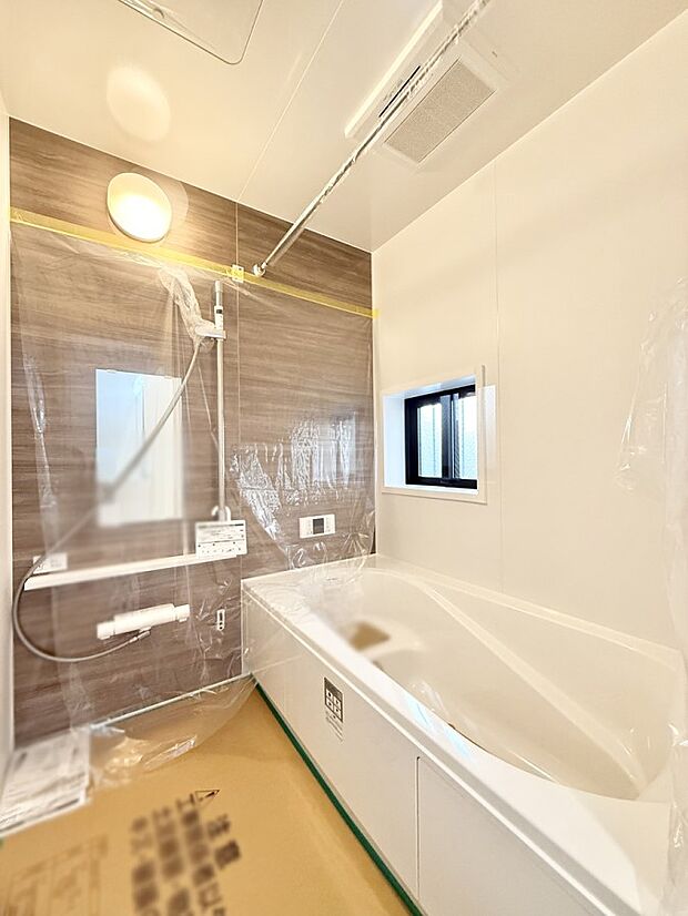 【浴室】■家族みんなが気持ちよく使える設計です