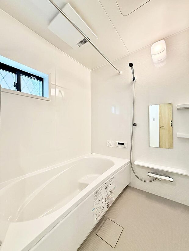 【浴室】■家族みんなが気持ちよく使える設計です