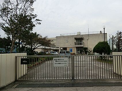 横浜市立洋光台第一中学校 1300m(17分)