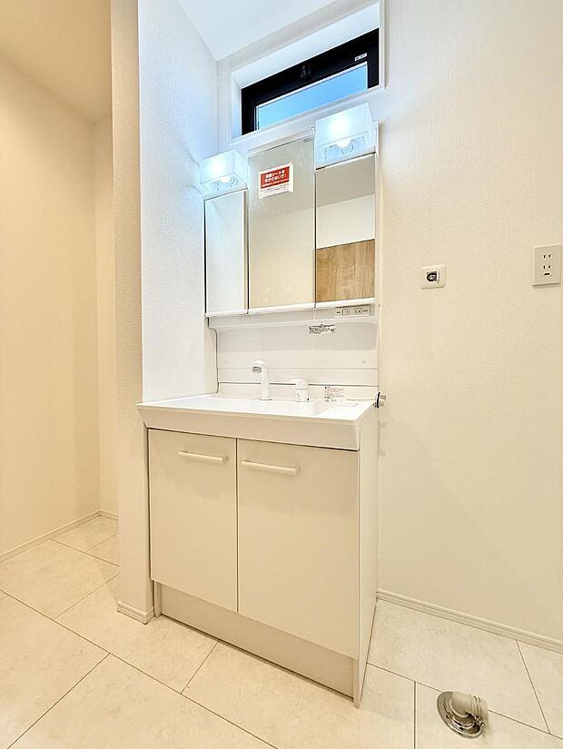 【洗面台・洗面所】清潔感のある洗面所です！  