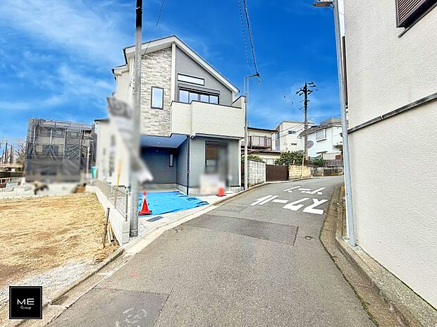 【前面道路含む現地写真】前面広々