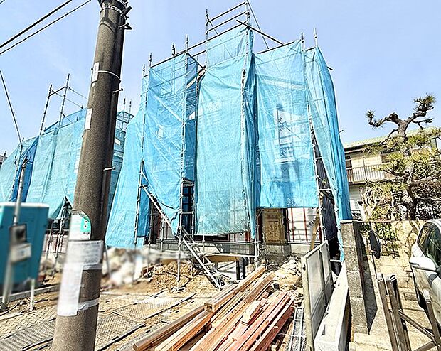 【現地外観写真】■暮らしを彩る充実した設備仕様が備わった住まい