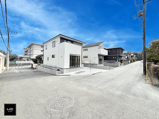 【前面道路含む現地写真】■新しい住まい、街の新しい風景