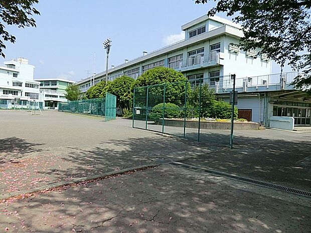 厚木市立緑ケ丘小学校(約1,100m・徒歩14分)