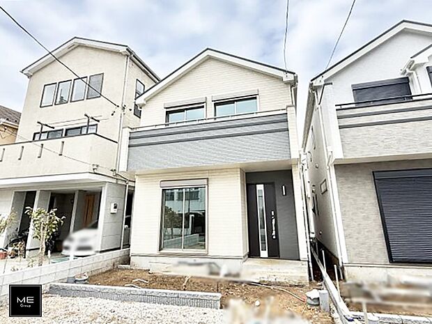 【現地外観写真】■家族の思い出が育つ住まいです