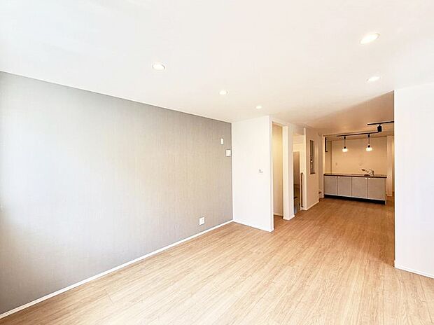 【リビング】■2階リビングは、家族のプライベートが守られる空間です  