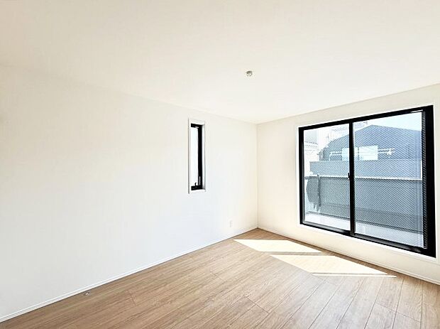 【洋室】■2面採光で明るい居室！