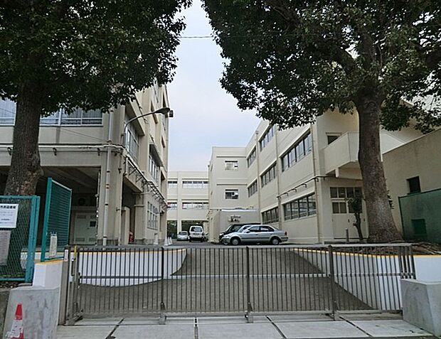 横浜市立永谷小学校（約450m・徒歩6分）