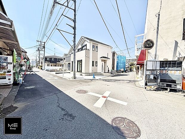 【前面道路含む現地写真】■新しい時代の息吹を感じる、心地よい環境