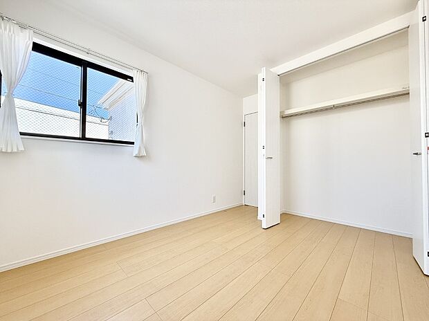 【子供部屋】■広いクローゼット、収納は多い方が嬉しいですね!