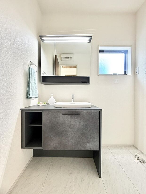 【洗面台・洗面所】■清潔感があり、気持ちよく使えます