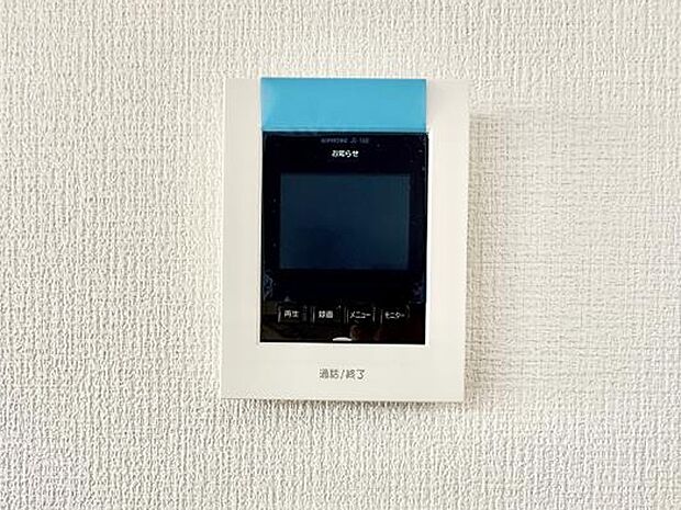 【TVモニター付インターフォン】■訪問者を確認できて安心感が増します