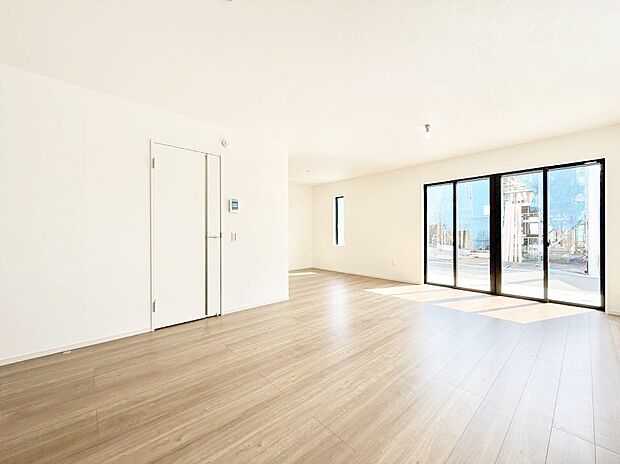 【ダイニング】■自然と心がほどける、リラックスできる場所